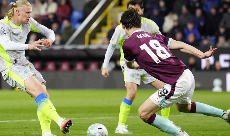 Burnley's Defensive Organization and Counter-Attacking Threat